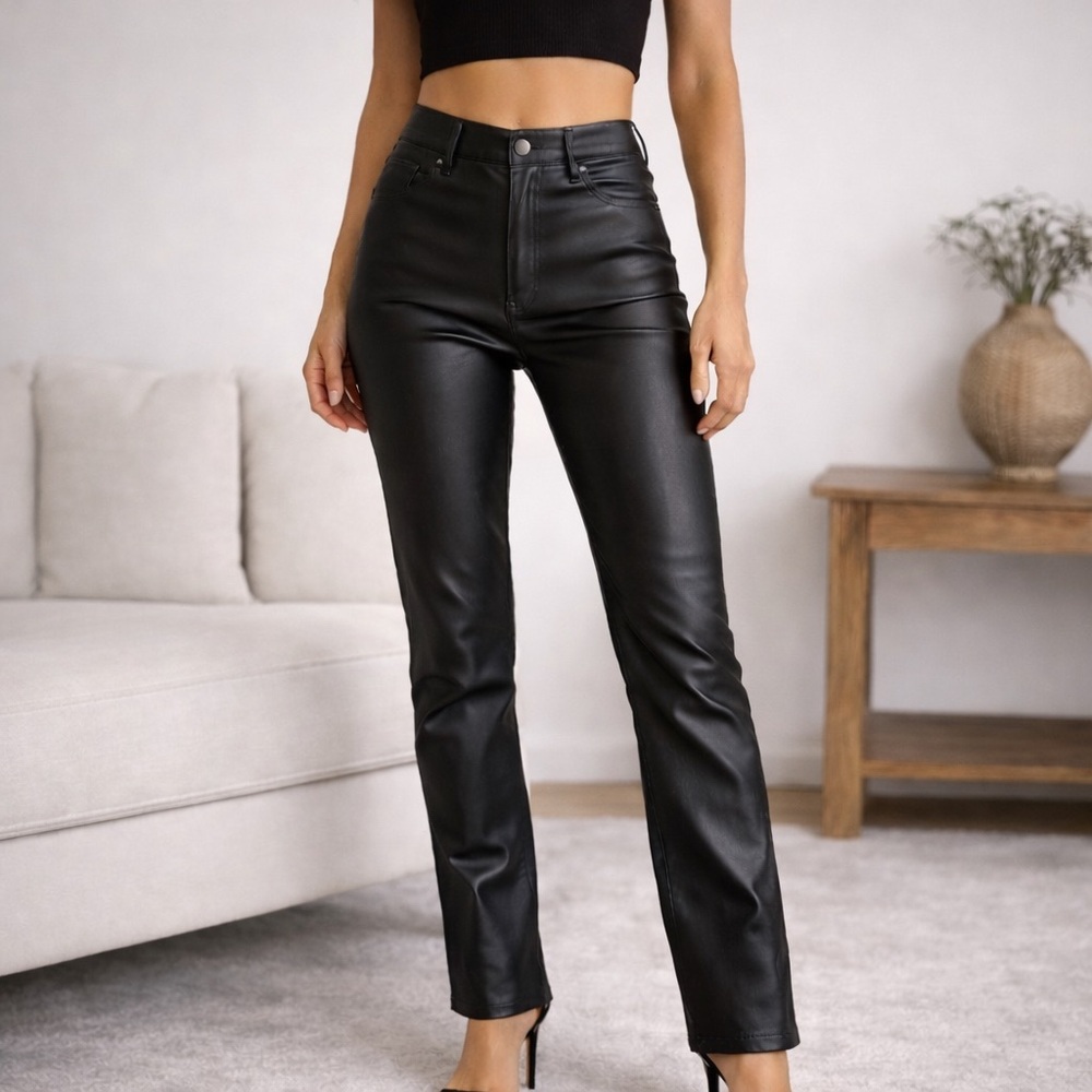 Vintage bebe Genuine Leather Pants Black Straight Leg Ankle Zip Size 2